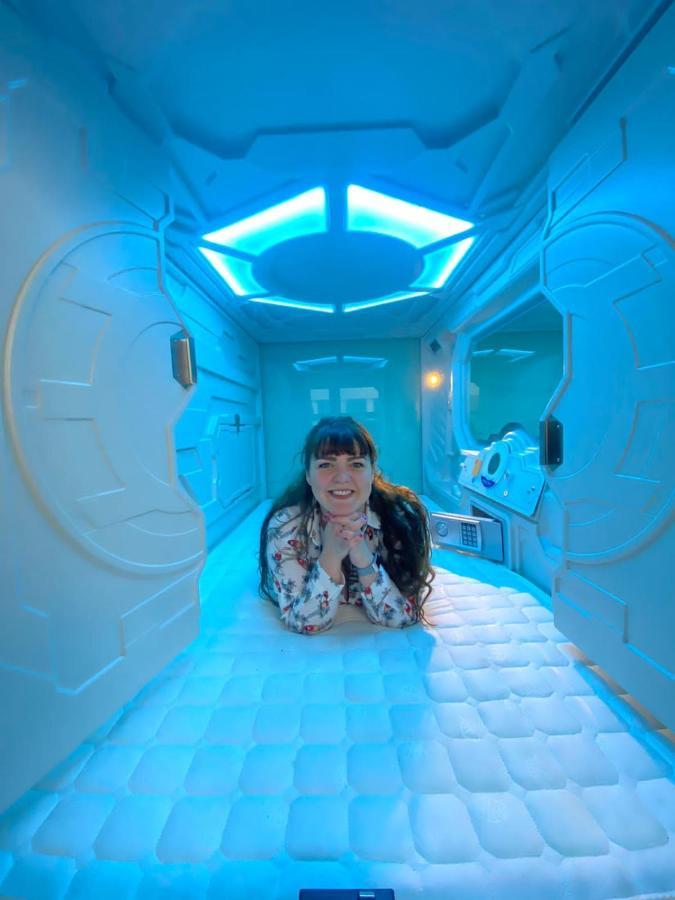 Single Capsule